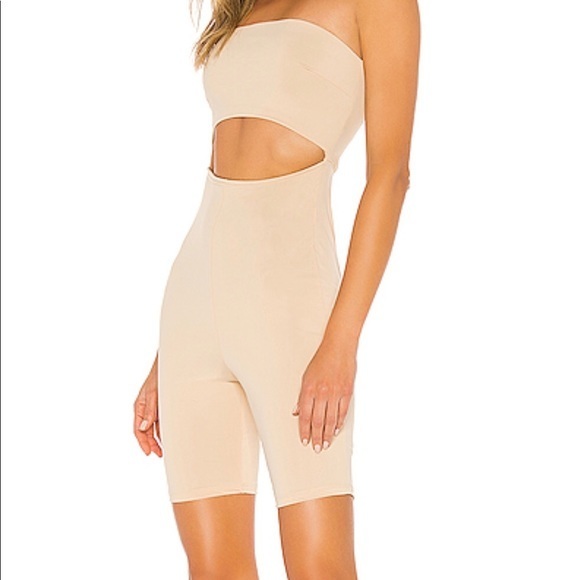 Superdown Strapless Romper - Picture 2 of 3